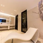Hotel Unik Selitë e Vogël