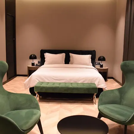 Hotel Unik Selitë e Vogël