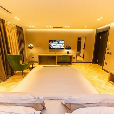 Unik Selitë e Vogël