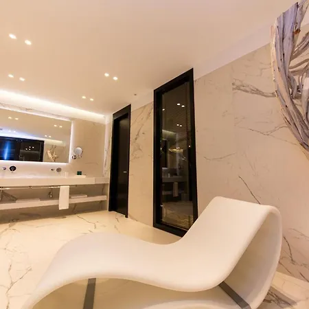 Hotel Unik Selitë e Vogël