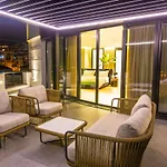 Hotel Unik Selitë e Vogël
