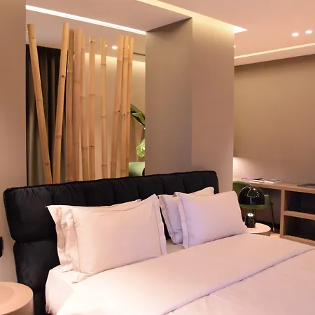 Hotel Unik 4*
